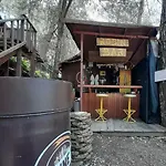Altaris Bungalows Olympos بيت شباب *